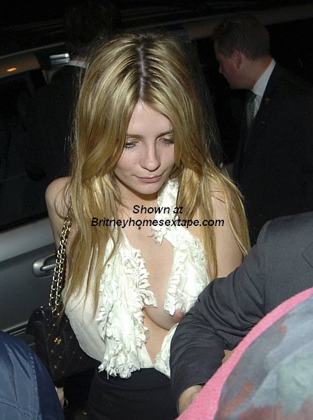 Mischa Barton Tit Slip
